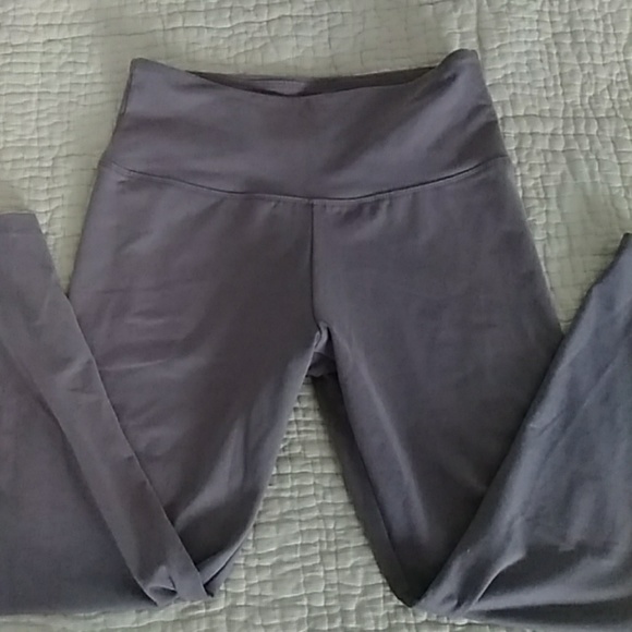 Capris - Picture 4 of 5